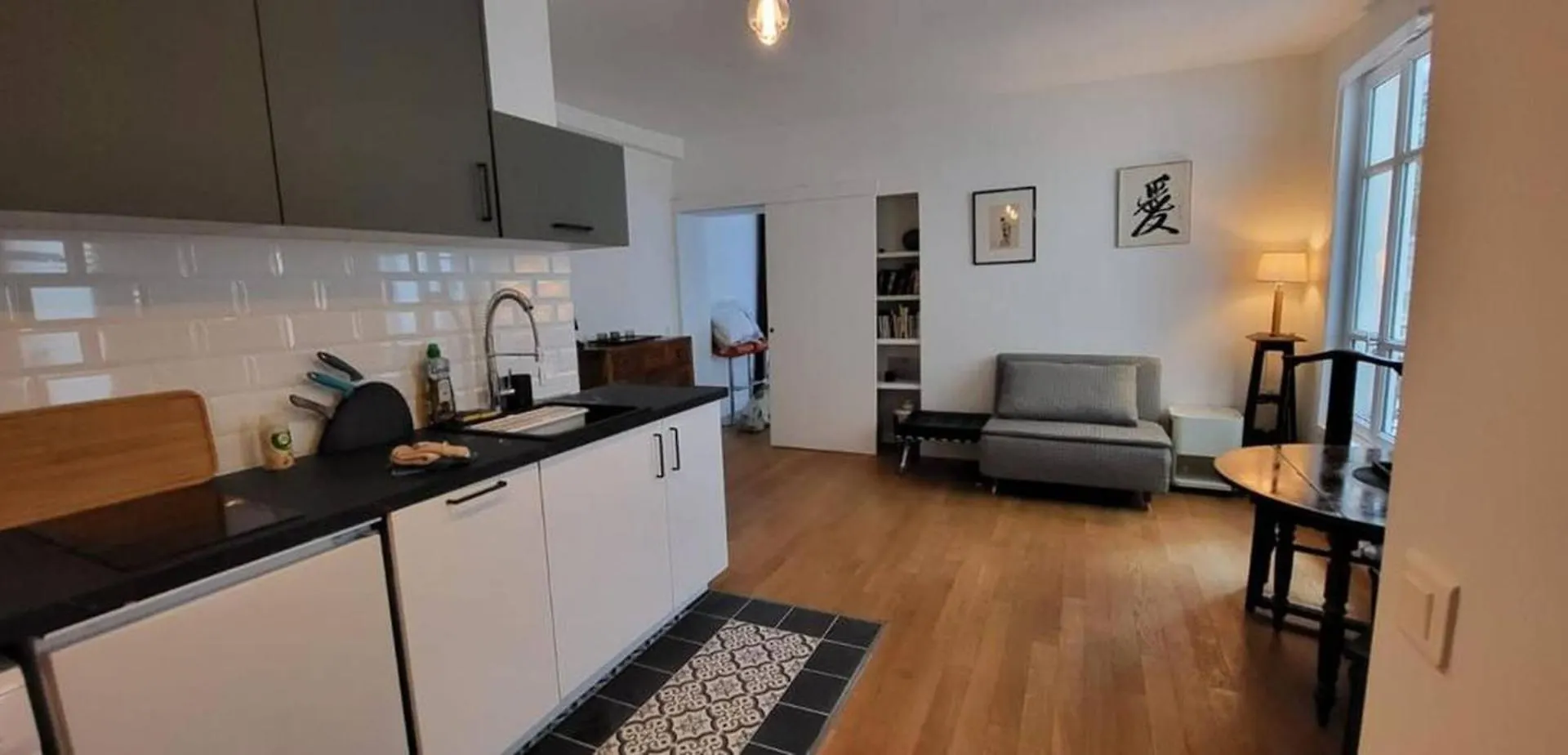 Renovated Terraced Apartment In Montmartre Paris 0*,
