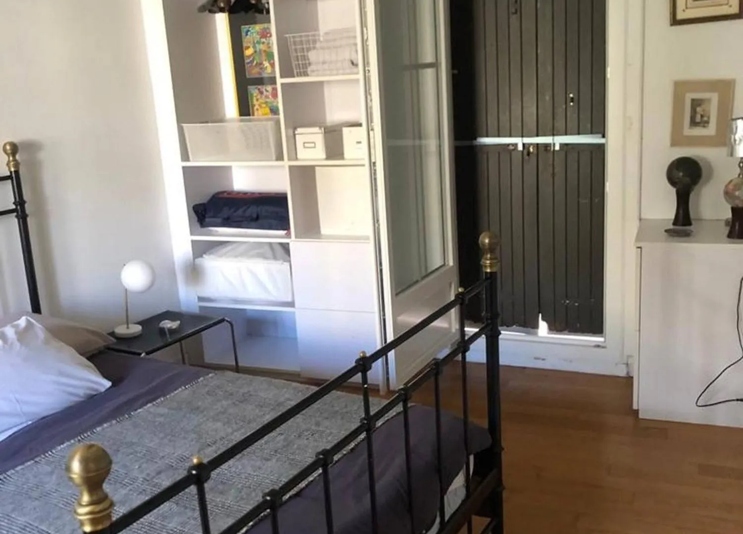 Renovated Terraced Apartment In Montmartre Paris