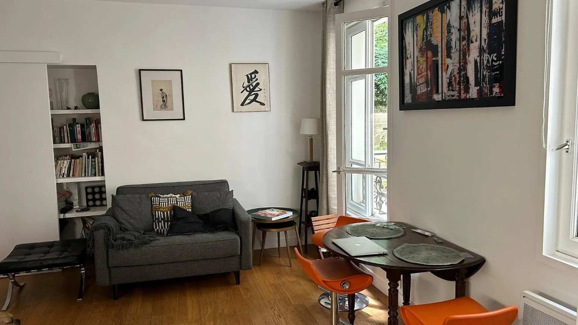 Renovated Terraced Apartment In Montmartre Paris