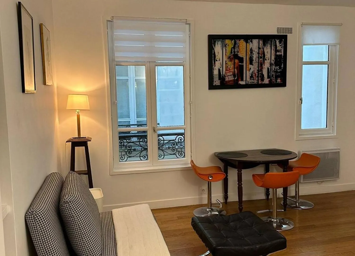 Renovated Terraced Apartment In Montmartre Paris